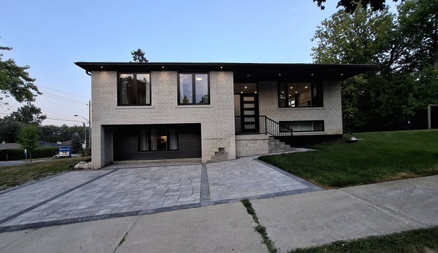 Modern 3-Bedroom Escape + Free Parking