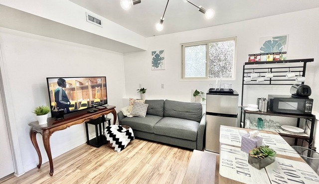 ⭐ Modern 3-bedroom guest suite in Kirkland