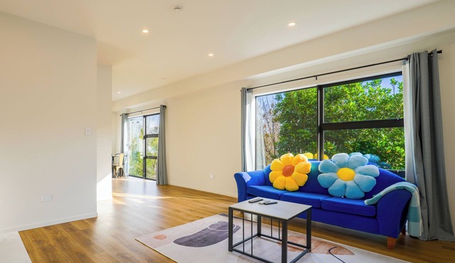 Modern 3-Bedroom Home in Mount Wellington