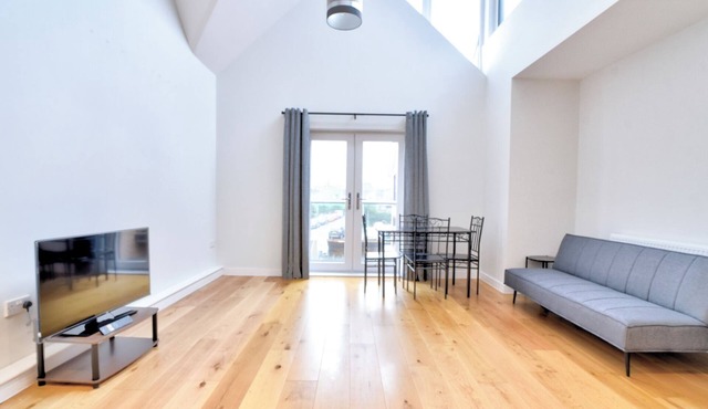 Modern 3 bedroom penthouse duplex apartment