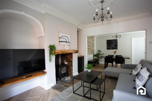 Modern 3-Bedroom Retreat