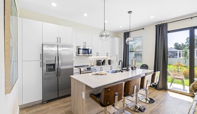 Modern 3-Bedroom Tampa Retreat