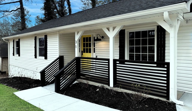 Modern 3-bedroom 2 bath house