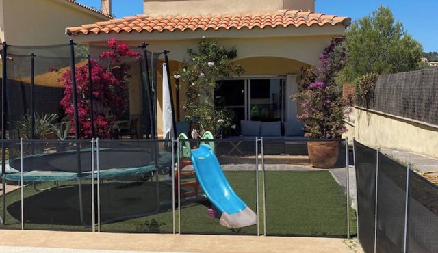 Modern 3 Bedroom Villa with Pool close to Sitges