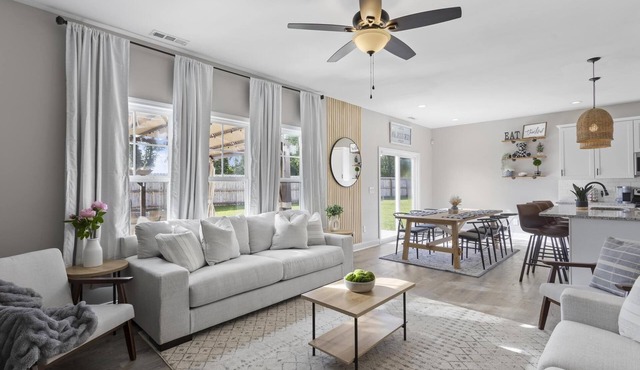 ✨MODERN 3 BEDROOM W/PLENTY AMENITIES TO ENJOY!✨
