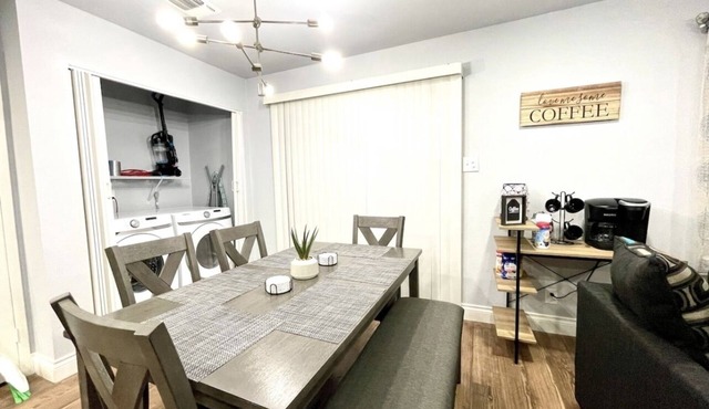 Modern 3 Beds In San Antonio with patio/Randolph AFB