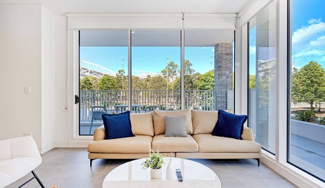 Modern 3B2B apt with stadium view@Olympic park