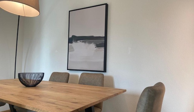 Modern 3BDR Duplex with Skyroof in Trendy Zurich West