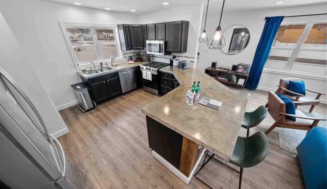 Modern 3BR/2BA Home | 5m DT Elkhart | 30m ND