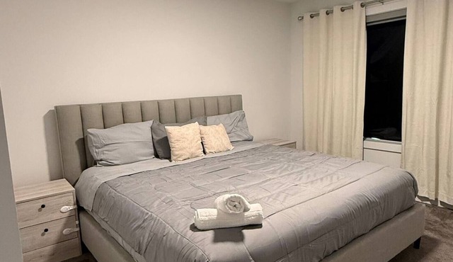 Modern 3BR Carrington Home – Near Airport & Shops