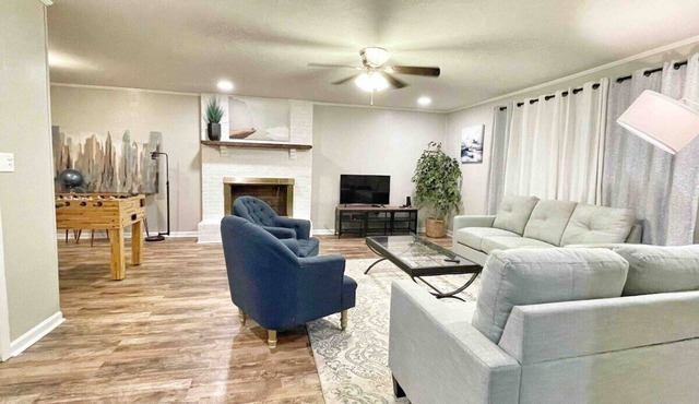 Modern 3BR Family Retreat Fire Pit Pet Friendly