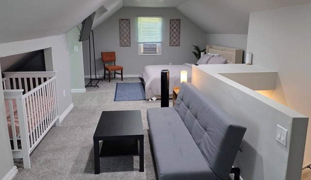 Modern 3BR Getaway Near STL Attractions – Family-Friendly Comfort!