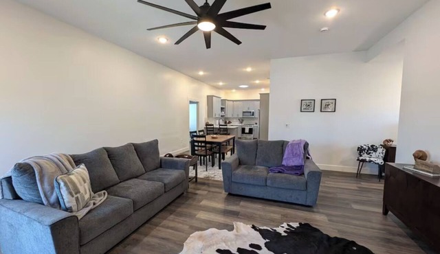 Modern 3BR Home near Park