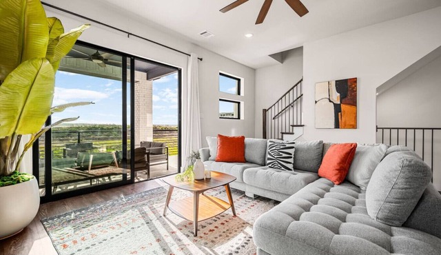 Modern 3BR Lake House in Rowlett