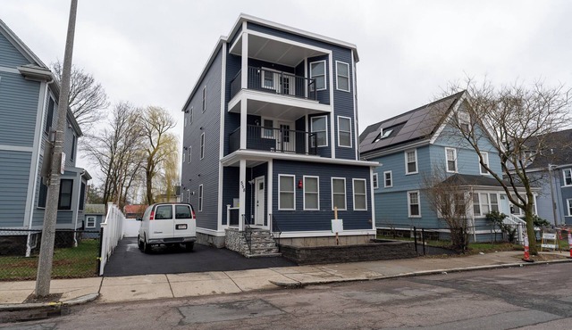 Modern 3BR nest near Franklin Park 558/2