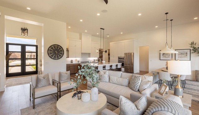 Modern 3BR Parade Home - w/Casita & Putting Green