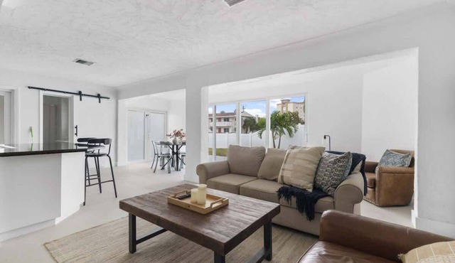 Modern 3BR Pool Home Near Pompano Beach & Pier