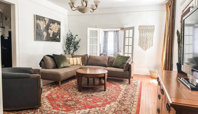 Modern 3BR Retreat | Pool & Pets Allowed