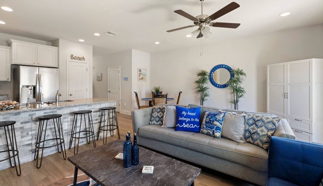 Modern 3BR Townhome | Pool Access | Near Publix Sports Park & Beaches | Sleeps 9