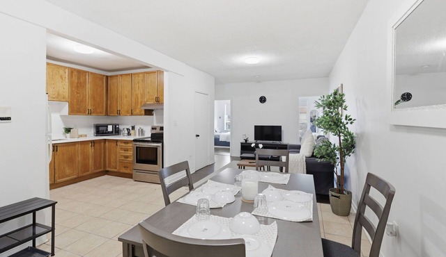 Modern 3BR Urban Haven Near Downtown