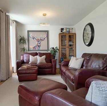 Modern 4 Bed Highland Home