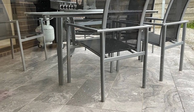 Modern 4 bedroom house -5 minutes to Bendigo cbd