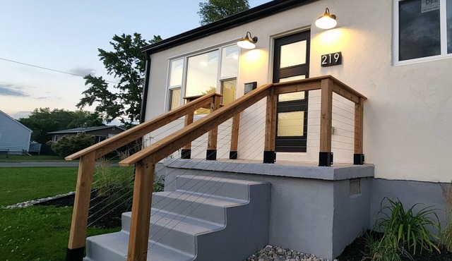 Modern 4-Bedroom Bungalow Close to All Amenities