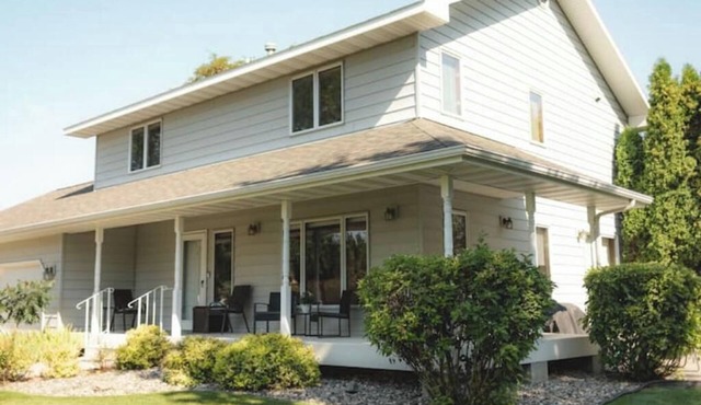 Modern 4-BR House Prime Location Near Zoo