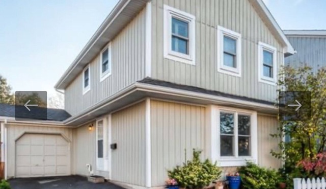 Modern 4Bdrm 3 Bath Family Home in quiet area in Meadowvale with kids play room