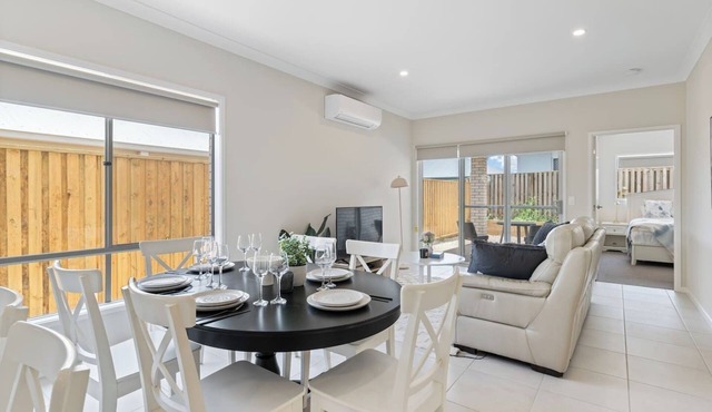 Modern 4BR Home in Peaceful White Rock Community