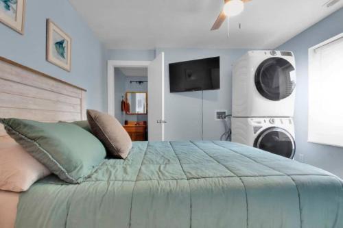 Modern 4BR House in Bloomington