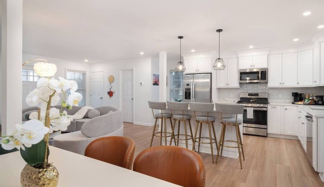Modern 4BR Near Hospitals - For Extended Stays