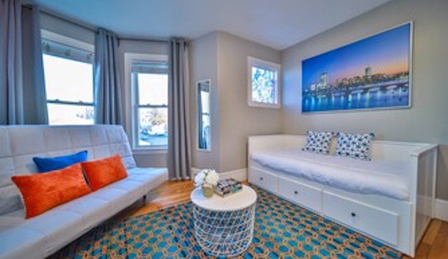 Modern 4BR walk to train