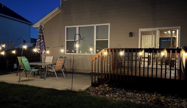 Modern 6BR West Des Moines Home with Outdoor Oasis
