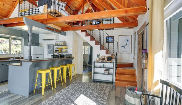 Modern A-Frame Cabin < 2 Mi to Trinity Lake!