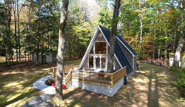 Modern A-Frame Nestled in the Pines – Near Galway Lake & Saratoga
