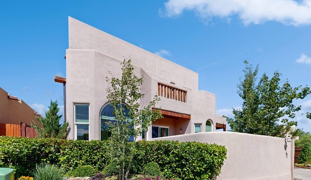 Modern Adobe Home w/Mountain-View Balcony, Short Drive Downtown