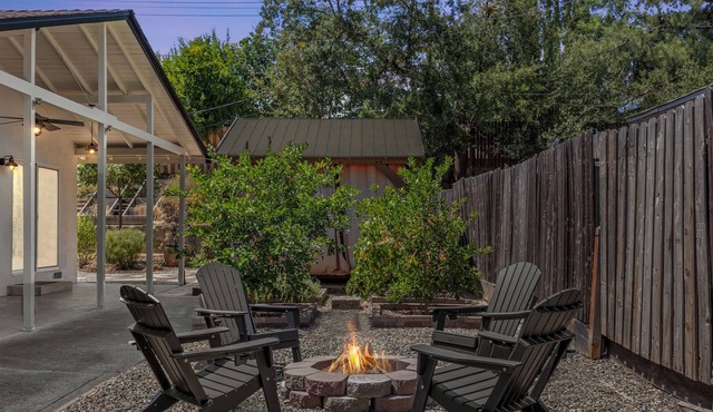 Modern American River home in Fair Oaks