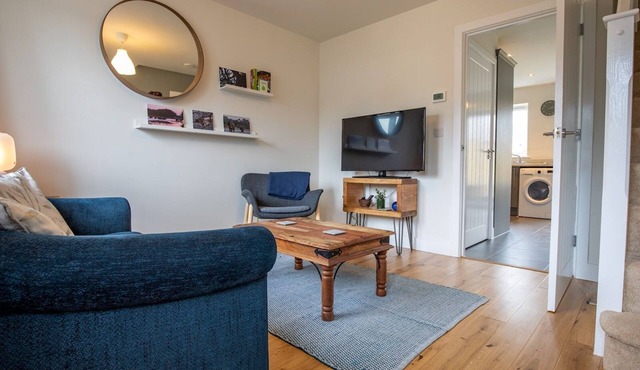 Modern and bright 2-bed home near Ludlow centre - Pass the Keys