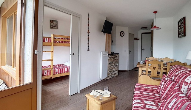 Modern and bright apartment near slopes with balcony