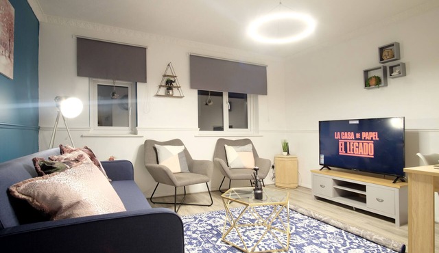 Modern and Bright One bed flat