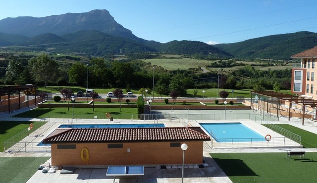 Modern and charming apartment in Jaca