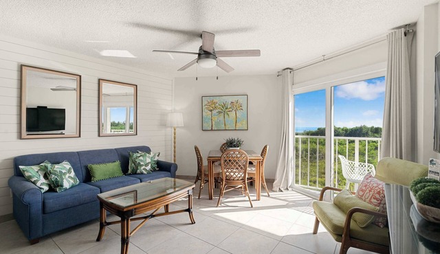 Modern and Coastal Ocean Pointe 2307
