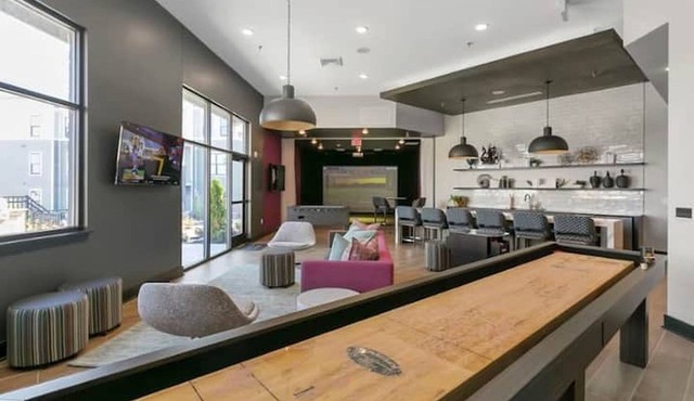 Modern and Comfortable 2BR apt in Louisville!