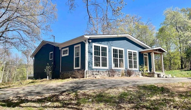 Modern and Comfortable 5BR located conveniently near Ft. Knox and Elizabethtown!