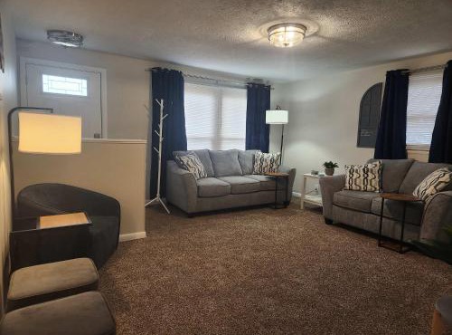 Modern and Cozy Space Near Columbus Attractions
