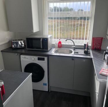 Modern and Homely Appartment! - Available as individual rooms or the Entire Property!