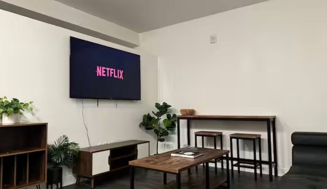 Modern and Lavish unit