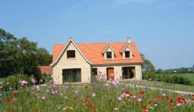 Modern and quiet cottage between forest and sea in the heart of the Opal Coast