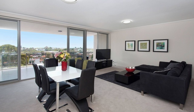 Modern and Spacious 2BR Bondi Junction Apartment Close to Everything
